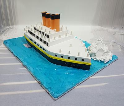 Titanic in cream - Cake by Michelle's Sweet Temptation