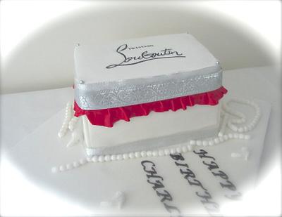 Shoebox - Cake by Bizcocho Pastries