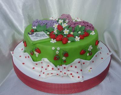 Wild strawberries cake - Cake by Torturi de poveste