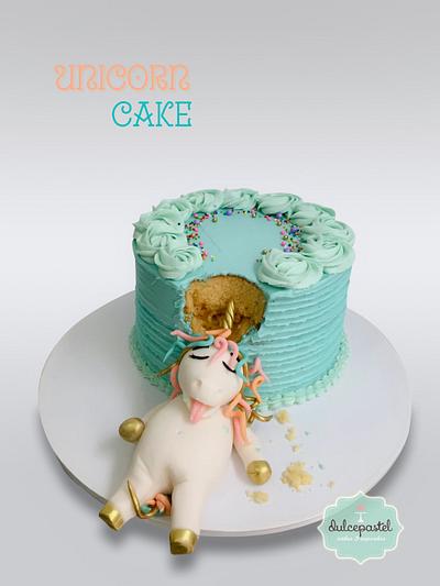Torta Unicornio Comelón - Cake by Dulcepastel.com
