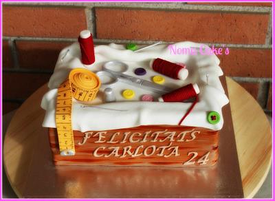 TARTA COSTURERO-SEWING BOX - Cake by Sílvia Romero (Noma Cakes)