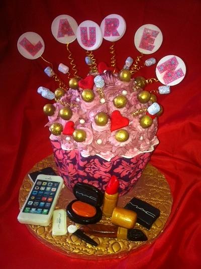 Giant Cupcake! - Cake by femmebrulee