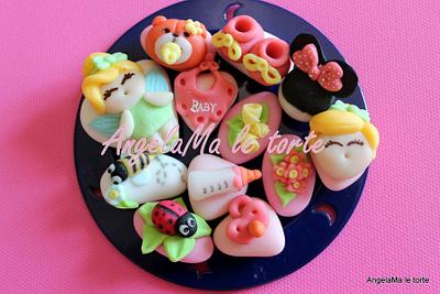 confetti decorati - Cake by AngelaMa Le Torte