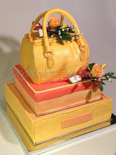 Golden Gift - Cake by Kelilah