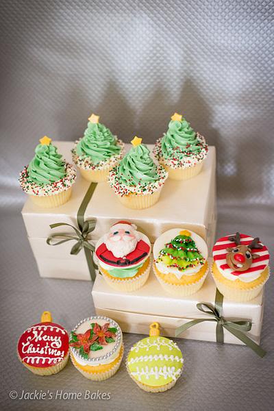 Christmas cupcakes - Cake by JackiesHomeBakes