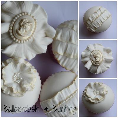 Vintage ivory cupcakes - Cake by Ballderdash & Bunting