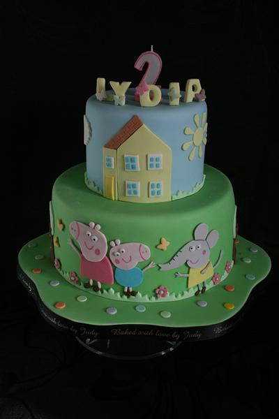 Lydia loves Peppa Pig....and mustn't forget the elephant! - Cake by Judy
