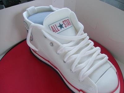Converse Trainer - Cake by Sharon Castle