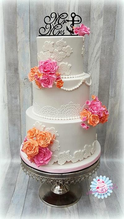 Weddingcake white with pink and orange - Cake by Sam & Nel's Taarten