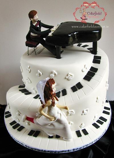 PIANO WEDDING CAKE - Cake by Agatha Rogowska ( Cakefield Avenue)