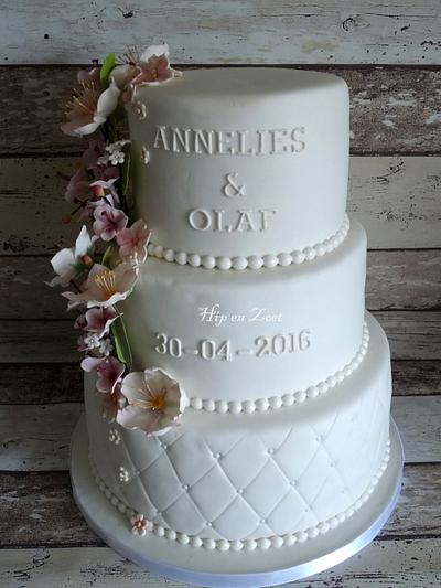 Weddingcake - Cake by Bianca