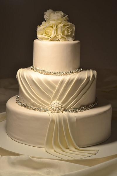 Wedding cake dress - Cake by GrammyCake