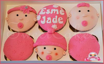 Baby Girl Face Cupcakes - Cake by Farida Hagi