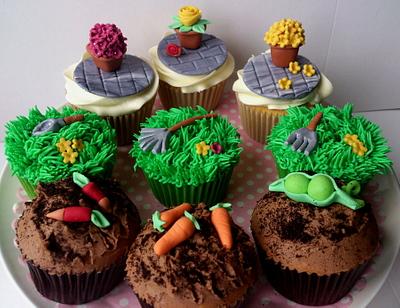 Gardening themed cupcakes - Cake by Dollybird Bakes