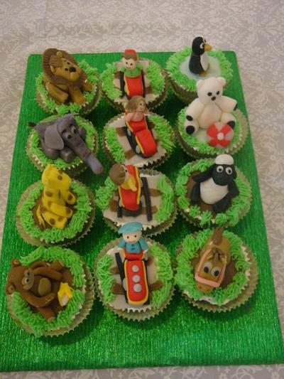 zoo train themed cupcakes - Cake by The Sugar Boutique