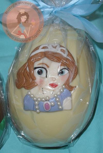 Sofia princess Easter Egg - Cake by Roby's Sweet Cakes