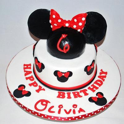 Minnie mouse cake - Cake by HeavenlySweets