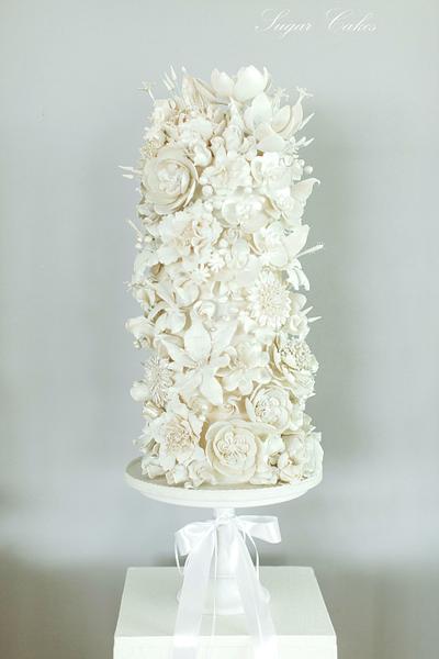 "Simone's Vision in White" - Cake by Sugar Cakes 