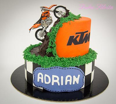 KTM Cake - Cake by Dulce Silvita
