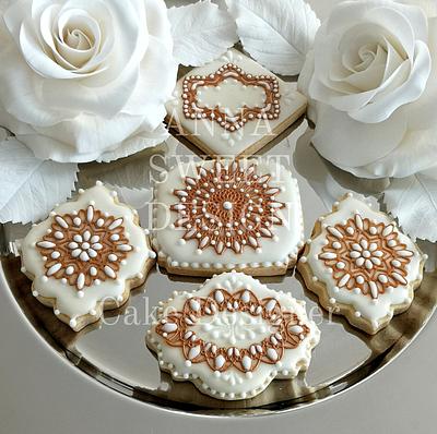 Lace cookies - Cake by Anna Sweet Design