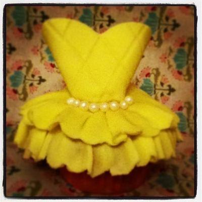 Couture cupcake - Cake by Tootsiedootsie1