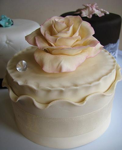 Tasting Cakes - Cake by Sarah