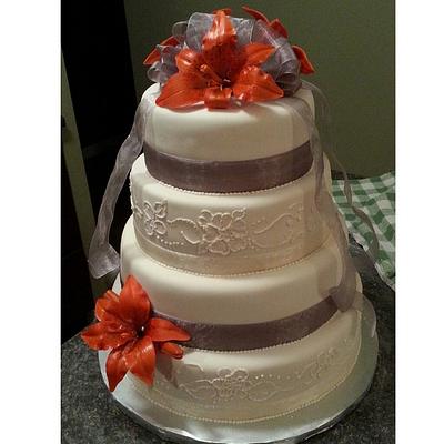 Tiger Lily Wedding - Cake by Carol