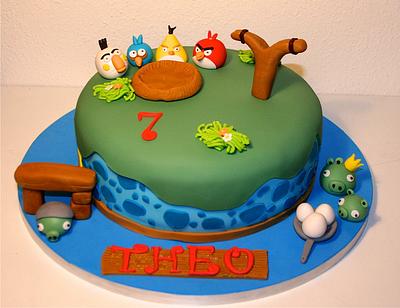 Angry Birds Cake - Cake by Be Sweet 