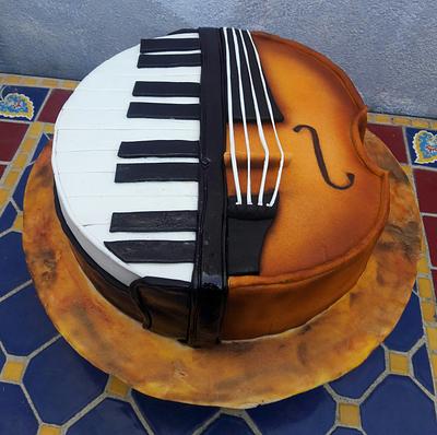 Musical cake - Cake by Laura Reyes