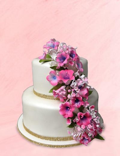 Pink Flowers - Cake by MsTreatz