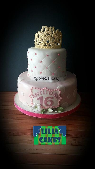 Crown Cake - Cake by LiliaCakes