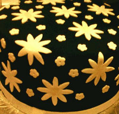 Flower Delight - Cake by Esther Williams