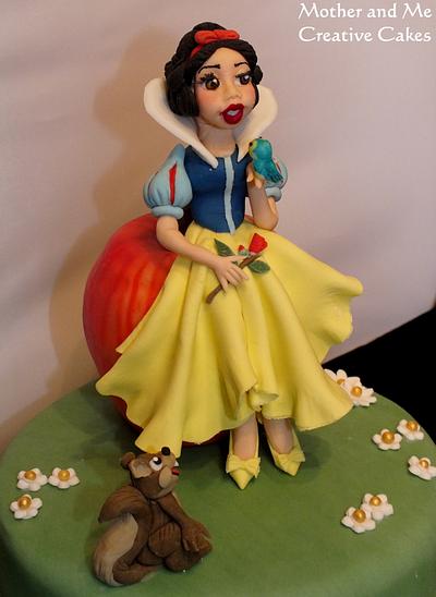 An apple a day???? - Cake by Mother and Me Creative Cakes