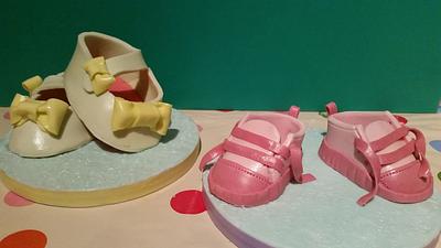 shoe topper - Cake by mysweetcreations
