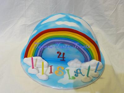 Rainbow pinata cake - Cake by Tegan Bennetts