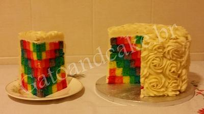 Rainbow cake or Rose cake?!!!!! - Cake by Ruth - Gatoandcake