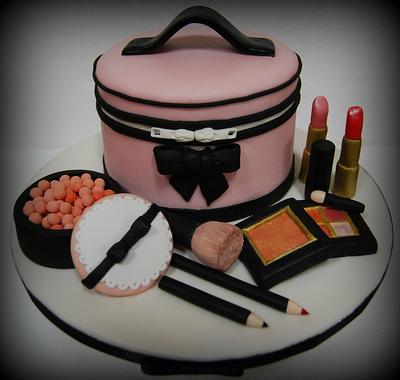 cake fashion tricks - Cake by dolcementebeky