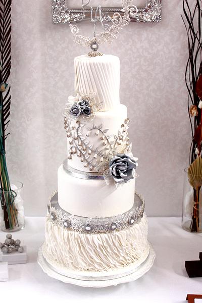 Silver Brilliance Wedding cake - Cake by Artym 