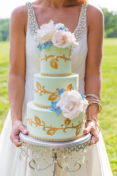 Vintage Wedding Cake - Cake by Rebekah Naomi Cake Design