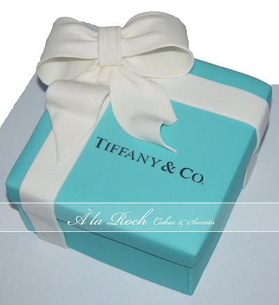 Tiffany & Co. Box - Cake by A la Roch Cakes & Sweets