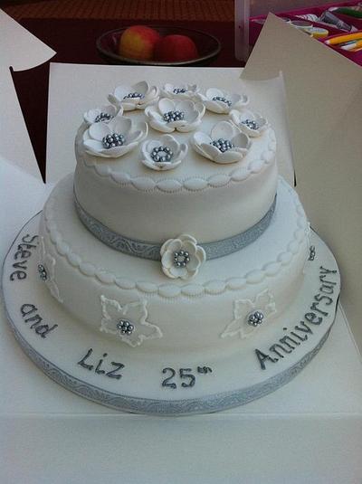 Silver Wedding Anniversary Cake - Cake by Sarah Al-Masrey