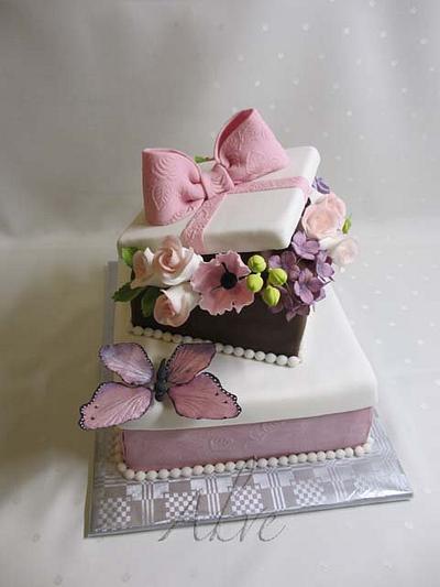 Gift boxes with flowers  - Cake by akve
