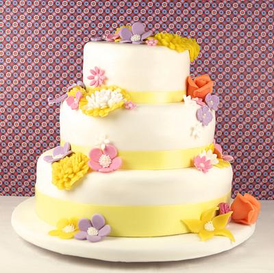 Flower Power Wedding Cake by Judith Walli, Judith und die Torten - Cake by Judith und die Torten