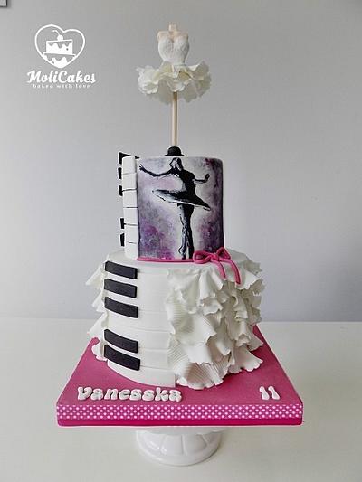 Cake for a ballerina - Cake by MOLI Cakes