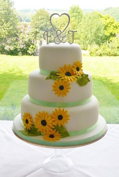 Sunflower wedding cake - Cake by Cherry Delbridge