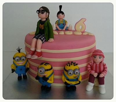 Despicable me cake - Cake by The Pinkery Cake