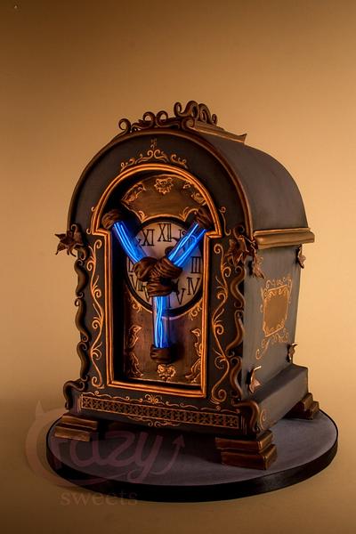 Flux Capacitor  steampunk mantelpiece clock. BTTF collab - Cake by Crazy Sweets