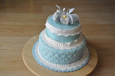 orchid cake - Cake by The Bistro Cake Designer
