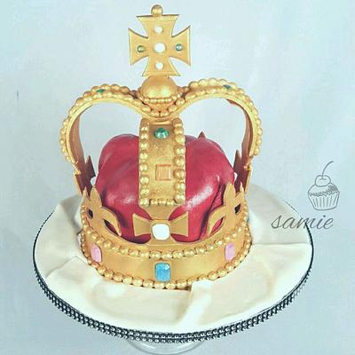 Victoria crown cake  - Cake by samie