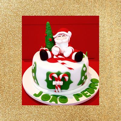 Christmas cake - Cake by Cláudia Oliveira